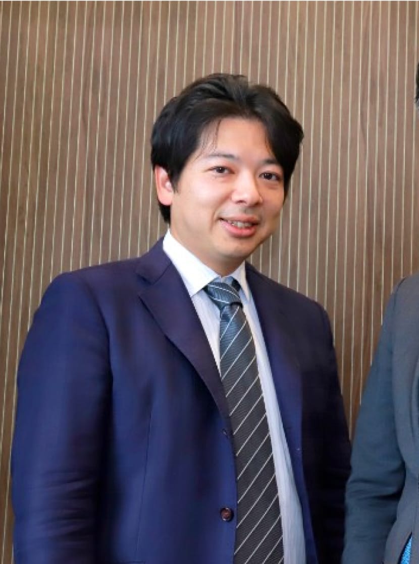 代表弁護士 小山 好文 肖像写真