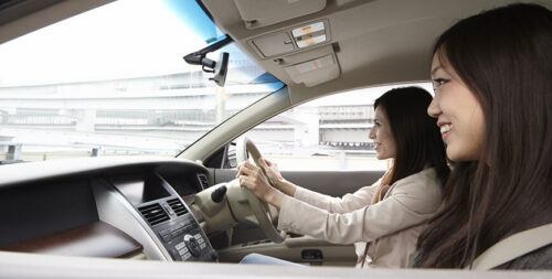 他人が運転する車に同乗していた場合の損害賠償の相手方